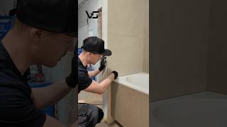 Щель на ванной #василий_санузел #ремонт #ванная #герметик