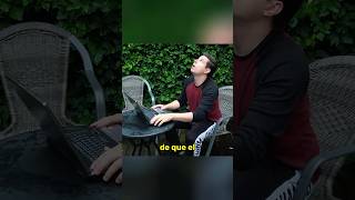 La Maldición de la Laptop: Agua, Lámparas y Relámpagos 💻🥲🔥