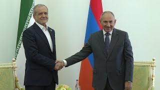ԻԻՀ նախագահ Մասուդ Փեզեշքիանի դիմավորմանը հաջորդել է ՀՀ վարչապետի և Փեզեշքիանի նեղ կազմով հանդիպումը
