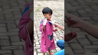 "قصة طفل وماء ووفاء 💧👦❤️"