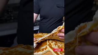 فطائر المقلات الوحشية بزاف بنان #like #اكسبلور #عشاءلذيذ #ساندويشات #shorts #short #tiktok