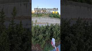 Müşterinin yemeğini dereye fırlattım 😂😱 #shorts #tiktok #keşfet #motovlog #viral #fyp #reels