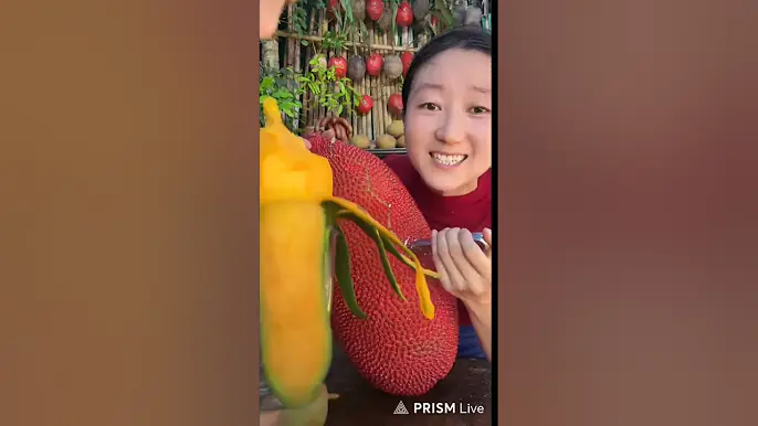 🔴 how to cut watermelon by funny man 🔴