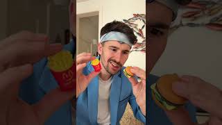 ‪@LeBlueTade‬  arrive au RESTAURANT MINIATURE