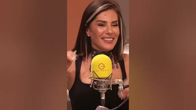 Ermal Fejzullahu tregon për herë të parë si lindi kënga "kcena mbi tavolina"