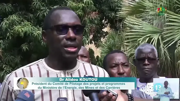 Mise en oeuvre du projet d’électrification des zones périurbaines de Ouagadougou et Bobo-Dioulasso