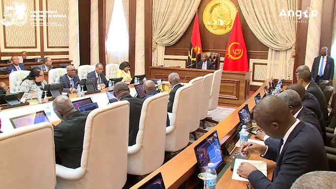 Relatório de execução orçamental regista estabilidade da taxa de câmbio