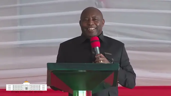 Zimwe mu mpanuro za Sebarundi ku rwaruka, mu nyigisho zo ku musi wo gusozera amasengesho y'amashimwe