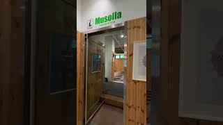 Qish sonata kinosi olingan kichkinagina orolda Musulmonlar uchun Namoz o’qiydigan joy bor ekan 🥹🥹🥹