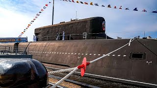 Putin announces plans to modernise Russian navy, which has lost 30% of warships to Kyiv