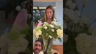 مش بيهدالى بال غير لما اطمن ان الكلب اكل