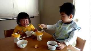 せんももお汁粉を食べる