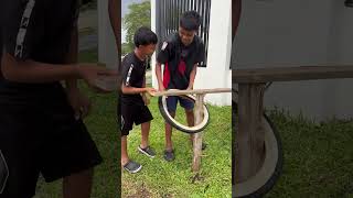 Saca la llanta del palo #shorts