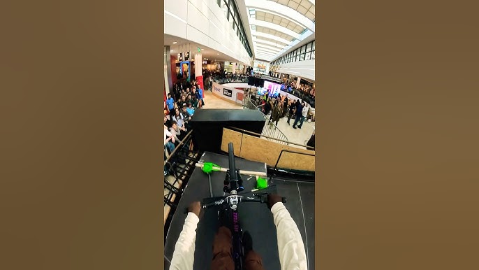 Whats better, shopping or biking? 🤷🏼‍♂️ #mtb #mountainbike #slopestyle #mtblife #downhill