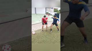 "La niña que intentó detener el partido"