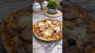 وصفة البيتزا بكل اسرار نجاحها 😍 #like #اكسبلور #وصفات #بيتزا #cheese #shorts #food #طبخ #tiktok