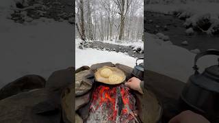 Karda Sucuklu Hamburger ❄️ 🍔 / cooking sausage burger in the snow