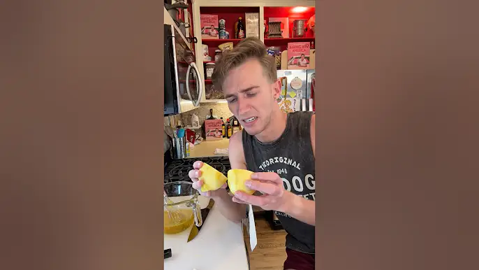 Dangerously Lemon Pie (1990)