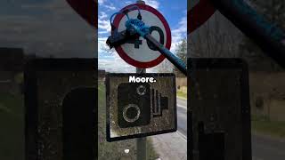 신병이 기초 훈련에 몰래 숨기려고 했던 가장 우스운 일은 무엇이었나요?