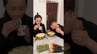 couple food Will his trick succeed?