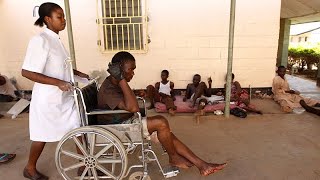 Nurses in Nigeria walk out for 7-day strike after government fails to meet ultimatum