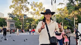 MÚSICA Y PLATICA DESDE EL CENTRO HISTÓRICO SAN SALVADOR