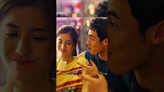 cô bé xấu hổ vì mẹ bị mù nhưng rồi nhận ra điều khiến ai cũng rơi nước mắt