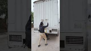 Prisoner Van 😱 #salahuddinsatti #fyp #foryou #foryoupage #shortstories