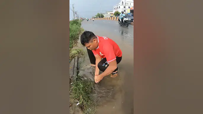 This Culvert Possible For Drain Again #unclog #clean #drain #shorts