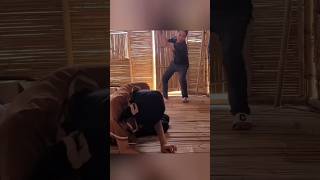 Poor young mother - running away from a bad husband #singlemom #bamboohouse#bushcraft #construction