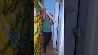 لحظة واحدة !!