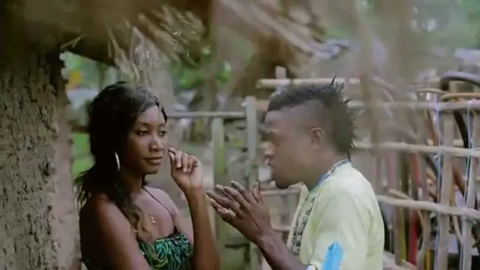 Bebi Philip - Move Dadass (Clip Officiel)