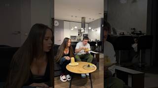 ПРАНК НАД ПАРНЕМ , ВОЛШЕБНАЯ ЛАПША  #demianvolkov #демьянволков