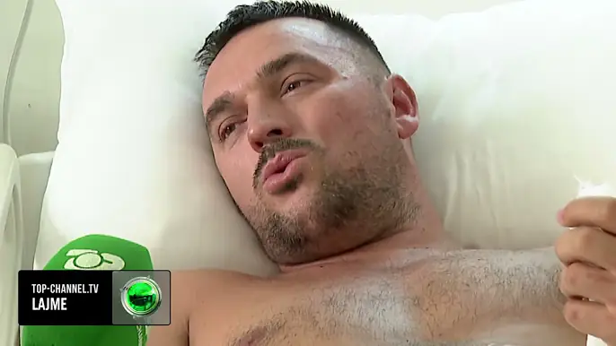 Top Channel/ "U dogja e rashë pa ndjenja", rrëfehet ‘Komisari i flakëve’, rrezikoi jetën në Delvinë