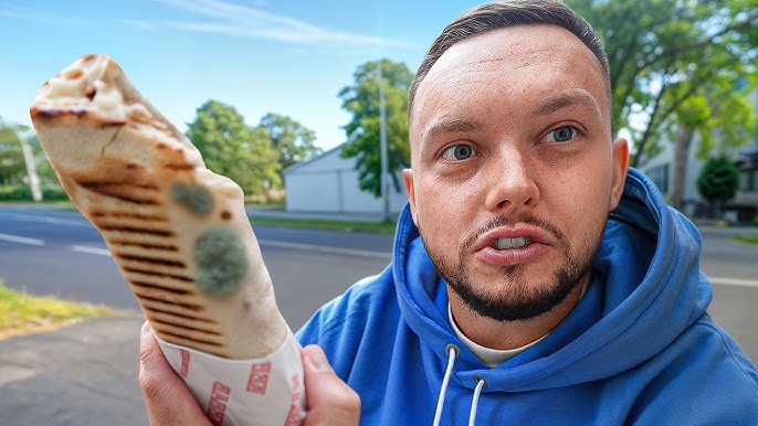 SPLEŚNIAŁY KEBAB
