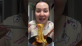 Karischa Kimchilik Ramyon Mukbang 🤤🤤🤤