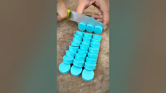 Survival Skills: SMART idea and USEFUL with saving water & soap #bushcraft #camping #outdoors