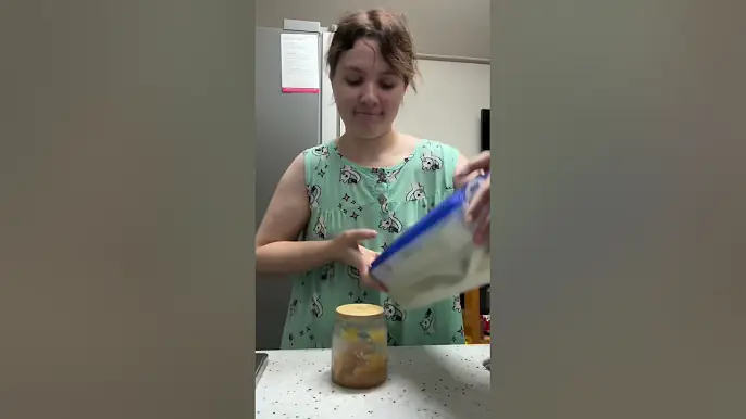 Karis qaynonamga mosh novdasidan Sho’rva qilib berdim❤️ bu ovqat ichni tozalab yordam beradi