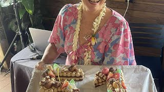 Un p'tit café avec toi et Jackson mon perroquet.