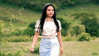 Cantemos al gran Rey / Yesmi Esther Moreno