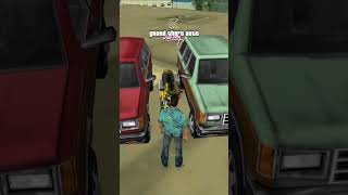 КАК СЕСТЬ И СЛЕЗТЬ С МОТОЦИКЛА, ЗАСТРЯВШЕГО МЕЖДУ ДВУМЯ МАШИНАМИ, В РАЗНЫХ ГТА