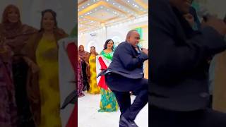 Maxamed Bk Oo Gabdhihi Ka Waalay #shortsviral #dancechoreography #duet
