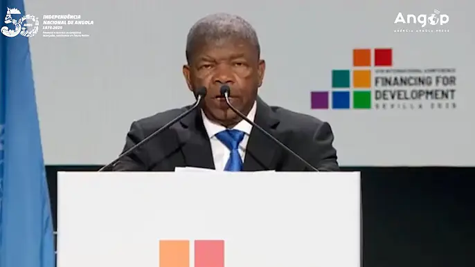 PR discursa na 4ª Conferência Internacional de Financiamento para o Desenvolvimento