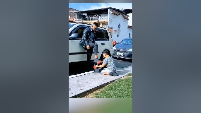 ماذا حدث عندما طرد الرجل الولد اليتيم  ؟😱