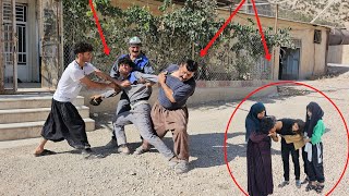 Mahan's return home and his fierce fight with Mirza Ali at the plastering house