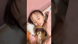 🤣可爱的三胞胎宝宝，要把我萌哭啦！#家有萌娃 #三胞胎vlog #爸爸帶娃記 #lovelybaby #lovelygirl