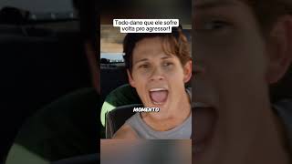 Todo dano que ele sofre volta pro agressor.