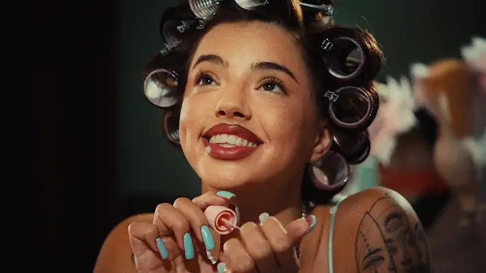 DARA - Нито звук (Official Video)