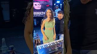 Gabriely Castro dancando Fica Amor 💞 #gabrielycastro #ficaamor