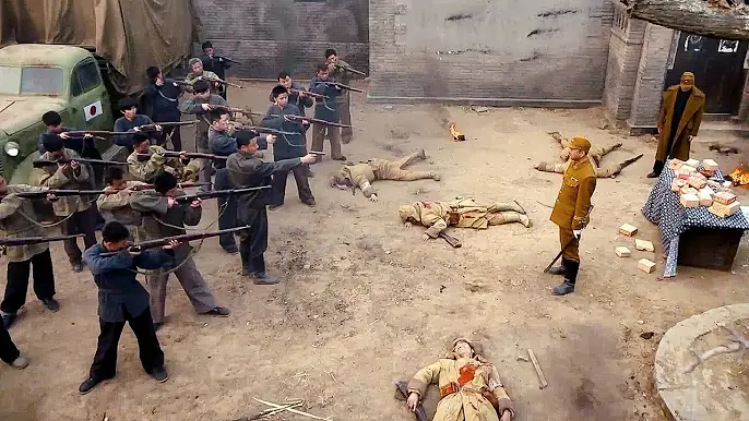 【2025抗日電影】日軍大佐打不過我軍特工，想耍賴取勝，卻被反手殺掉！🔥抗日 MMA | Kung Fu